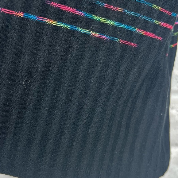 NIKE Rare Hyperwarm Long Sleeve Colorful Turtleneck - Picture 6 of 8